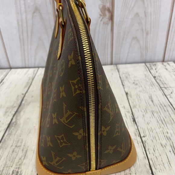 Louis Vuitton Alma Pm - Picture 4 of 15